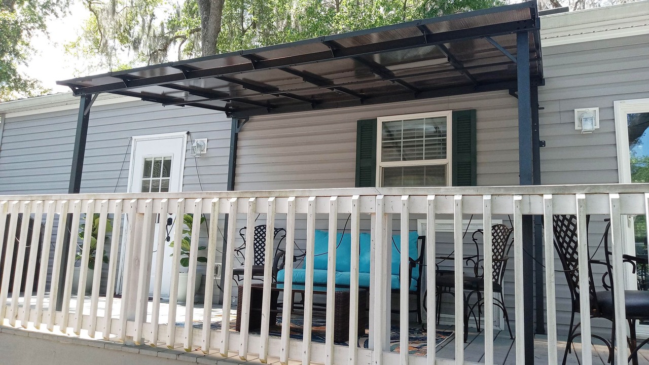 Photo of Patio Balcony in Salt Springs