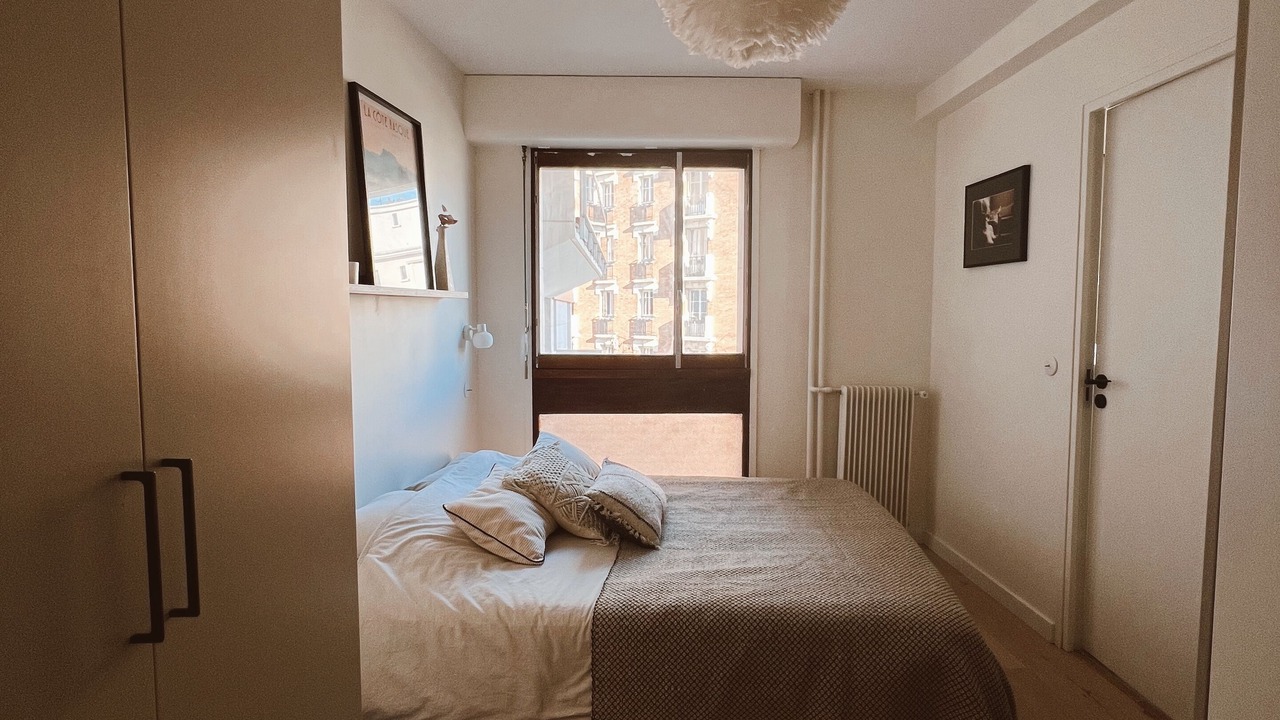 Photo of Bedroom in Prince–Marmottan