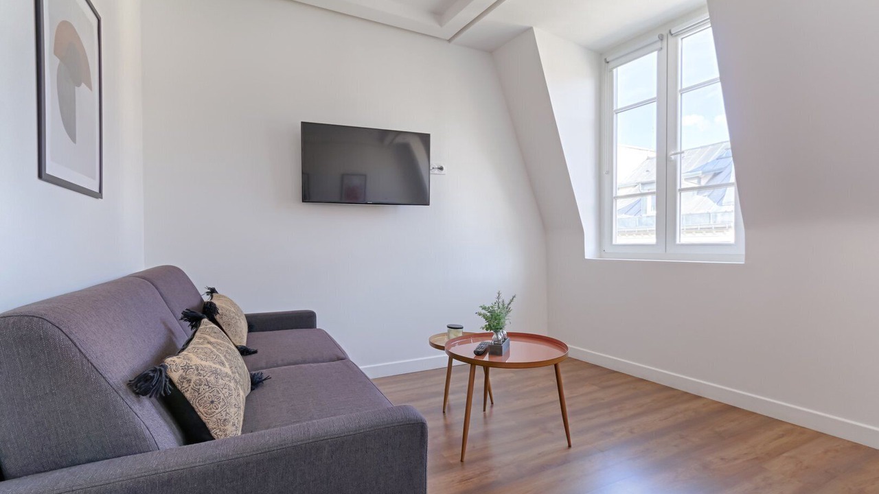 Photo of Livingroom in Strasbourg -Saint-Denis