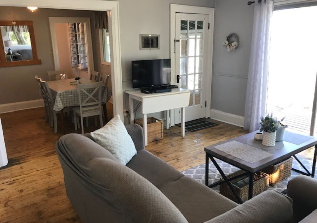 Photo of Livingroom in Nipissing