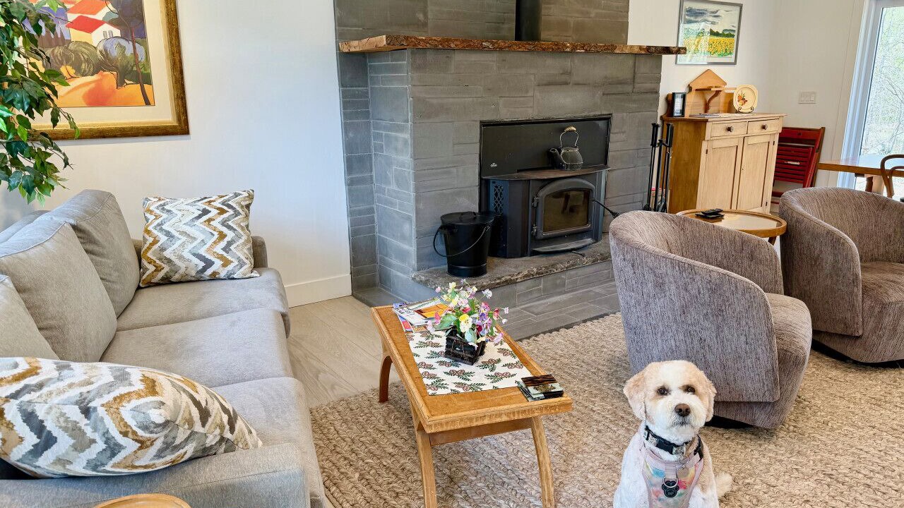 Photo of Livingroom in Meaford