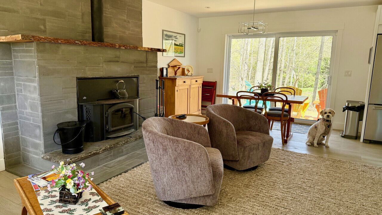 Photo of Livingroom in Meaford