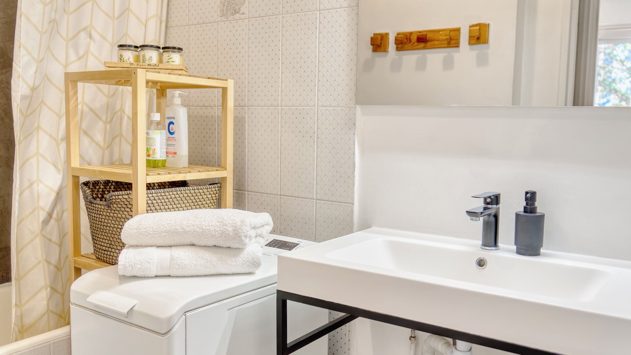 Photo of Bathroom in Puteaux