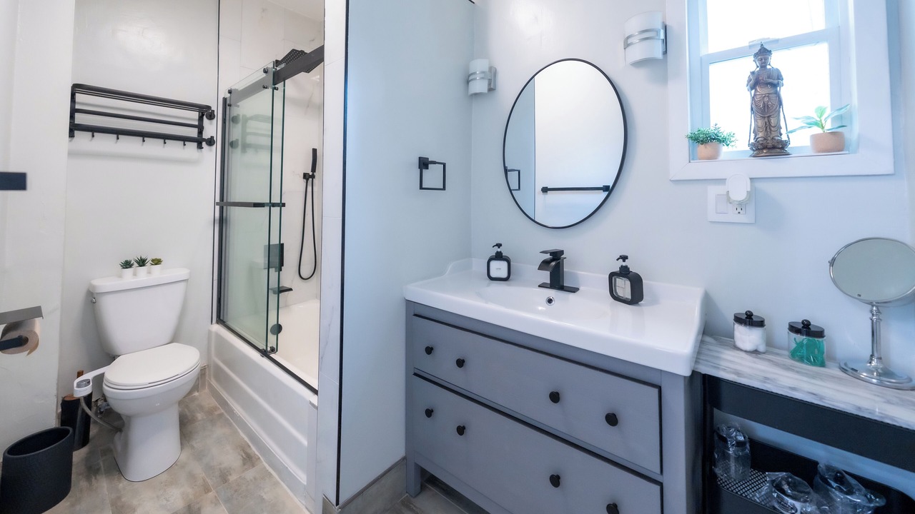 Photo of Bathroom in The Heights