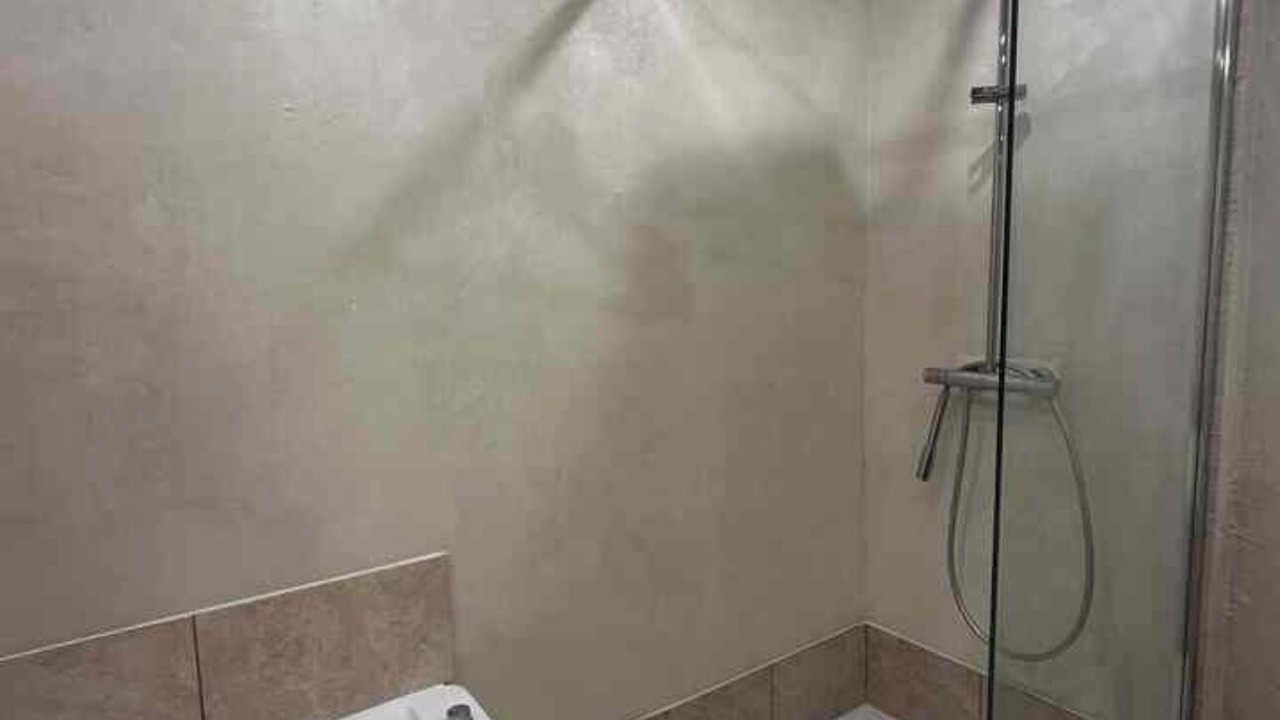 Photo of Bathroom in Puteaux