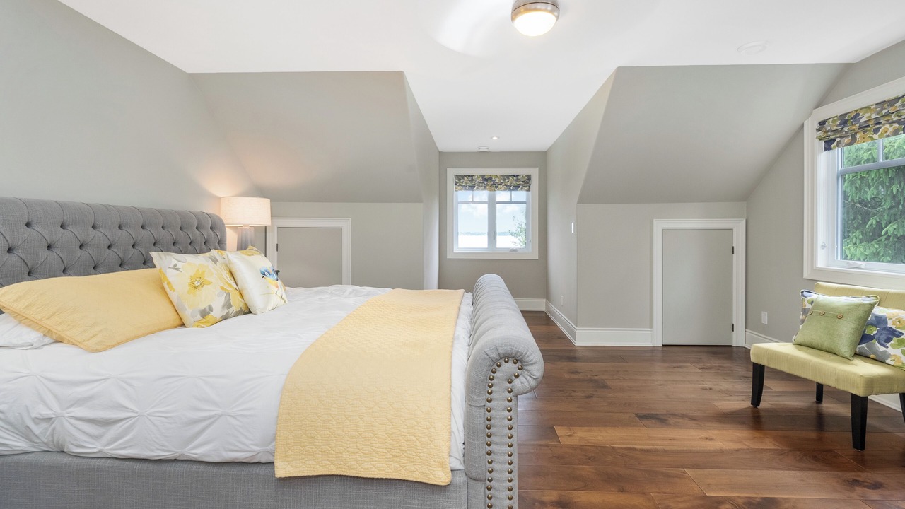 Photo of Bedroom in Oro Station