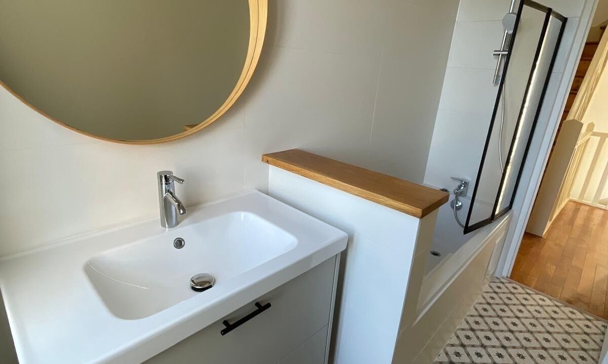 Photo of Bathroom in Courbevoie