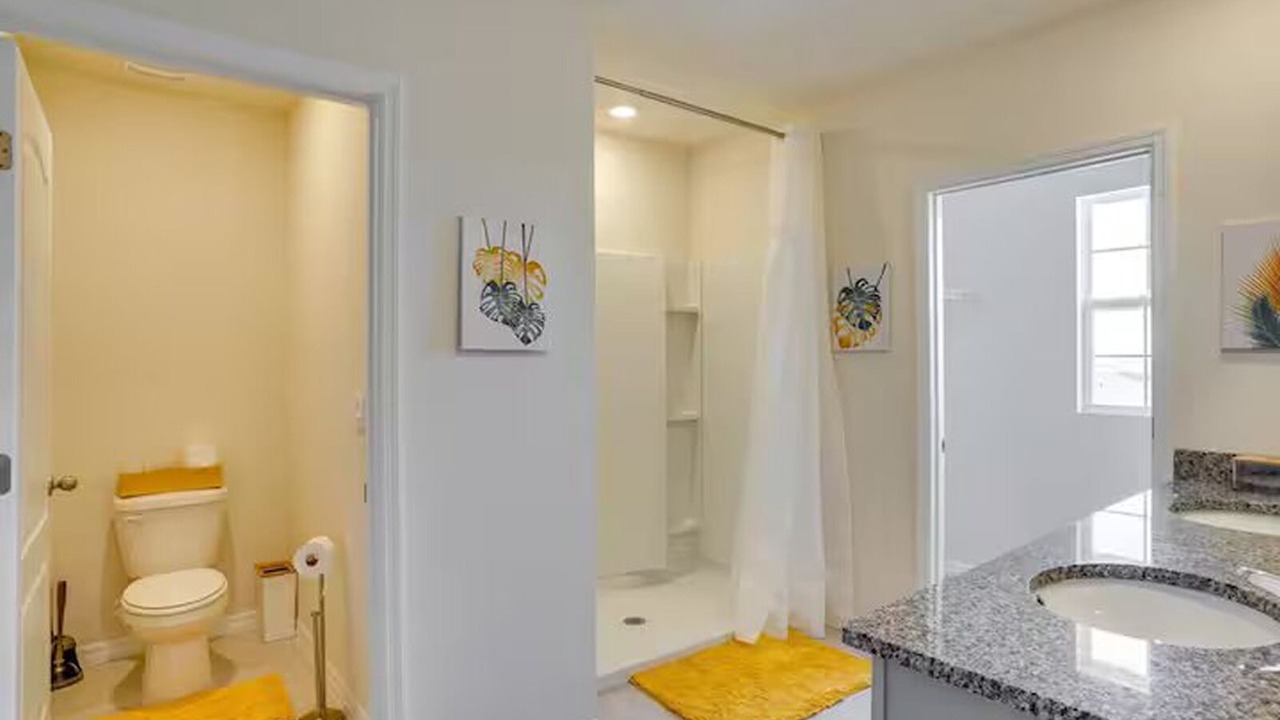 Photo of Bathroom in Haines City
