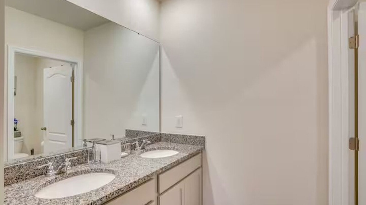 Photo of Bathroom in Haines City