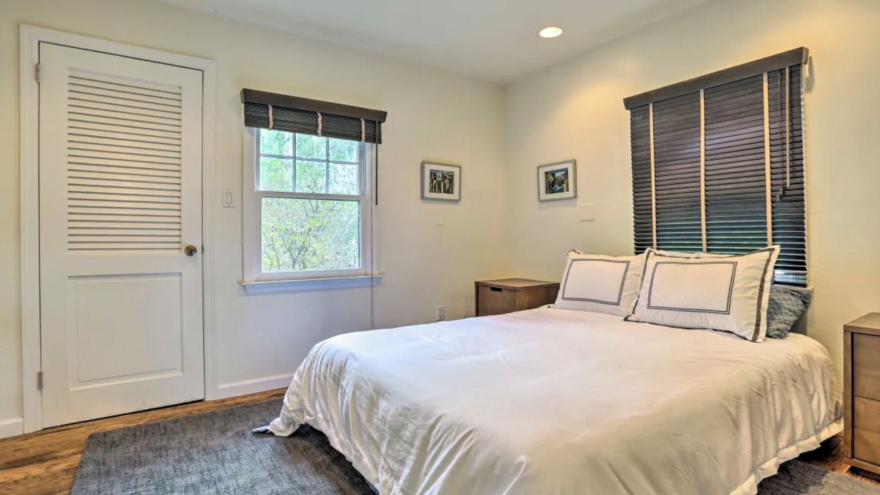 Photo of Bedroom in South Salem