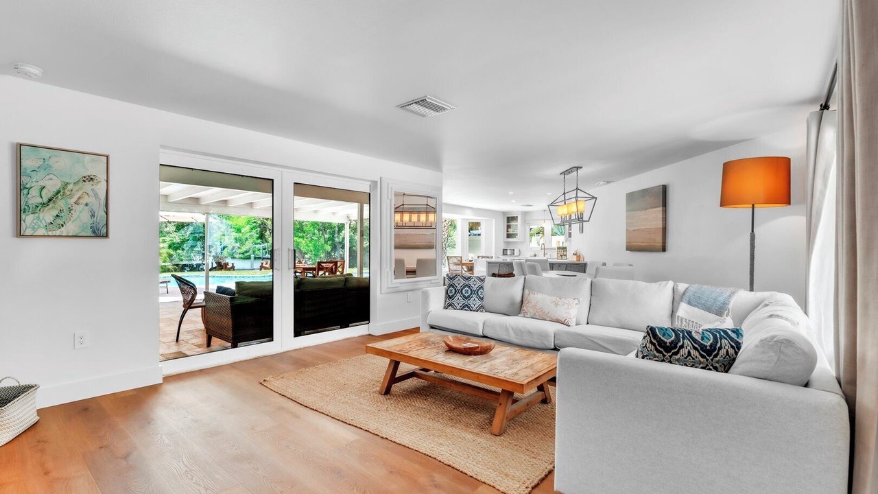 Photo of Livingroom in Anna Maria