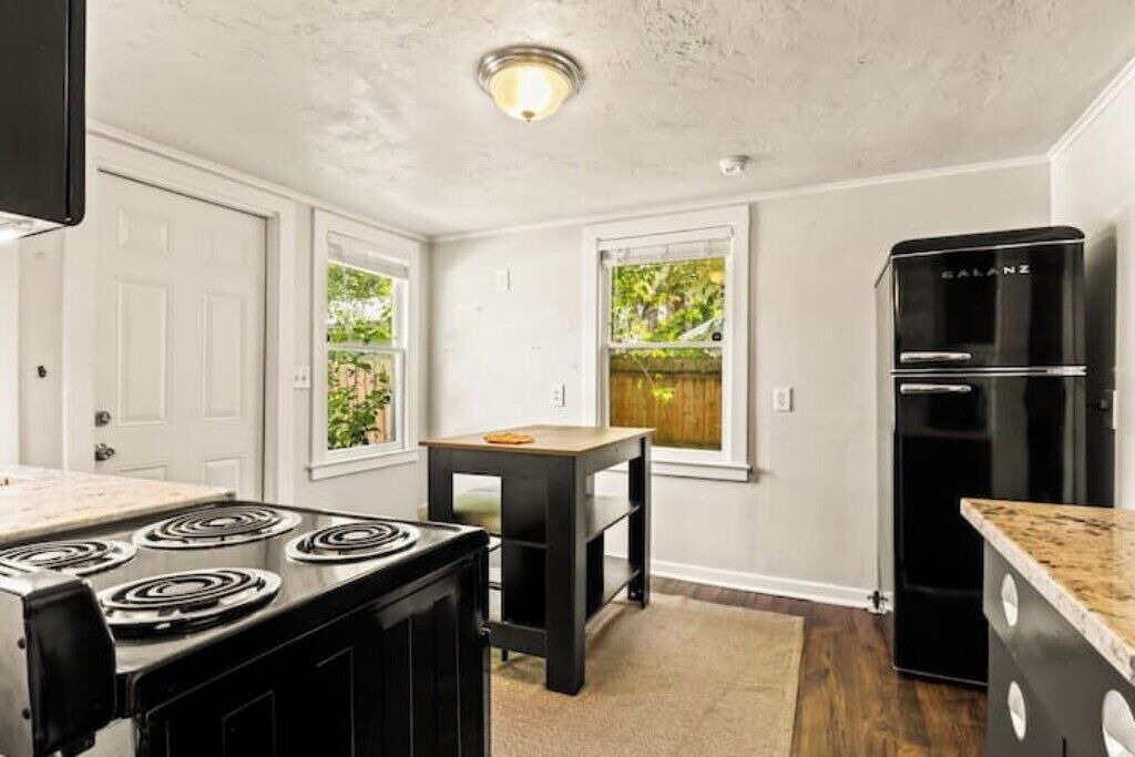 Photo of Kitchen in Historic Uptown