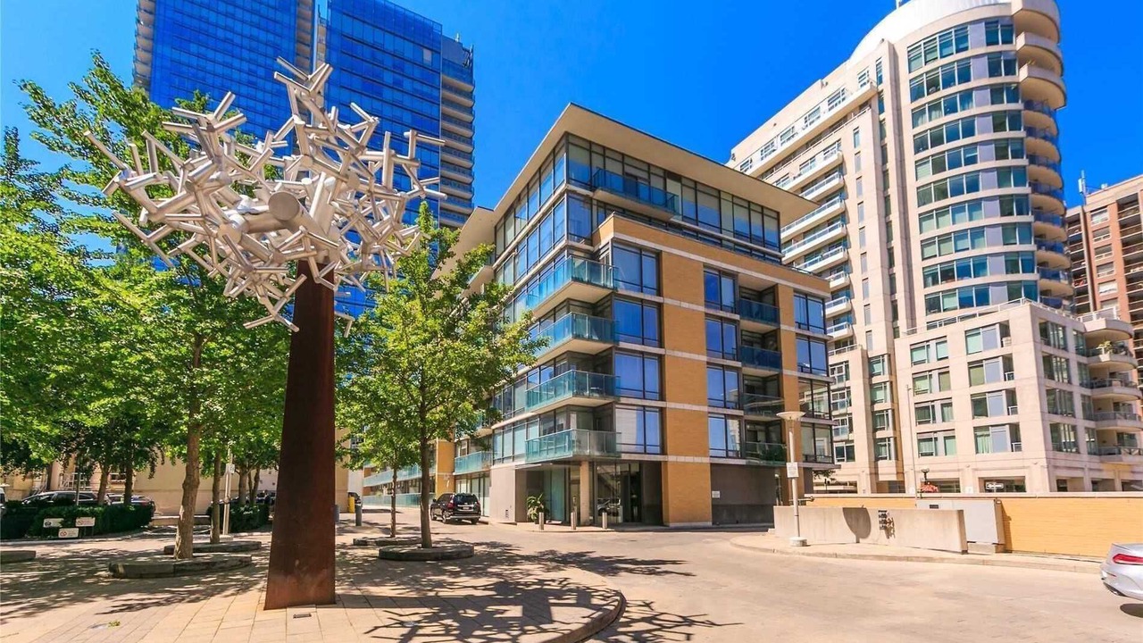 Photo of Outdoor in Yorkville