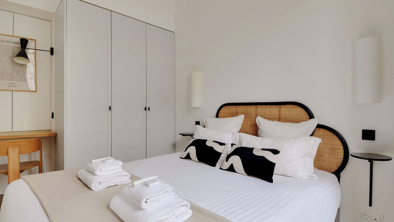 Photo of Bedroom in Quartier du Faubourg-Montmartre