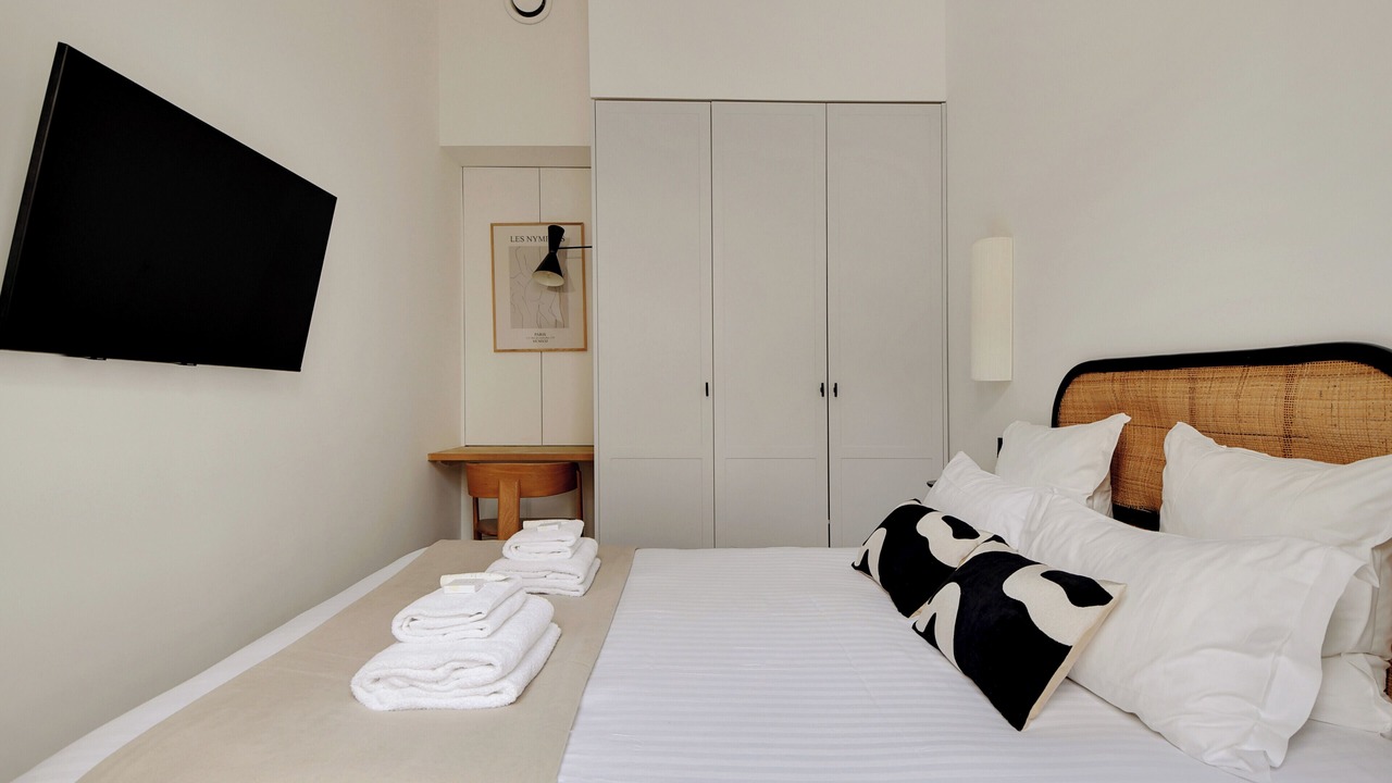 Photo of Bedroom in Quartier du Faubourg-Montmartre