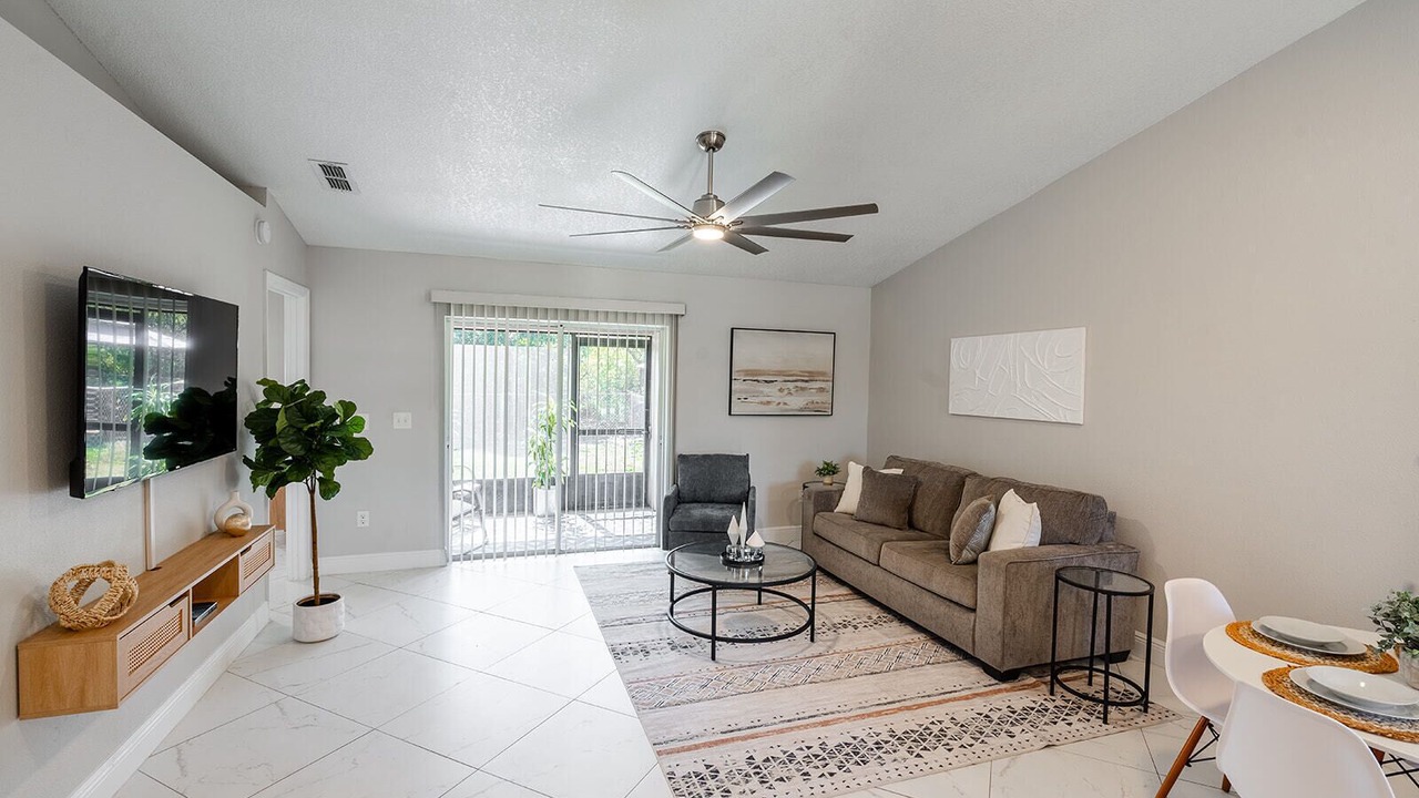 Photo of Livingroom in Lake Wales