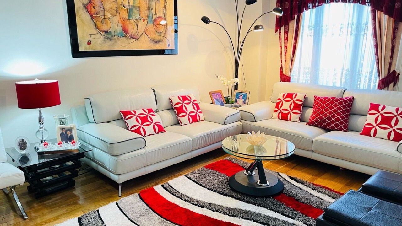 Photo of Livingroom in Brampton