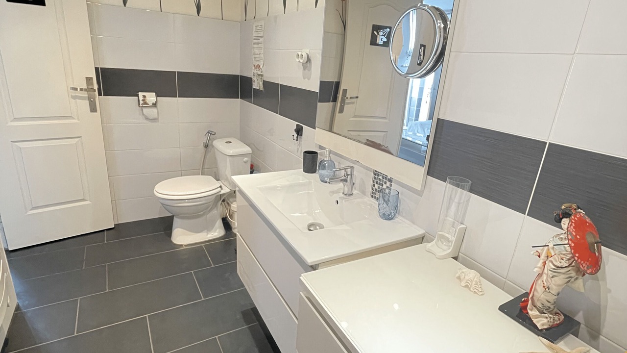 Photo of Bathroom in Bondy