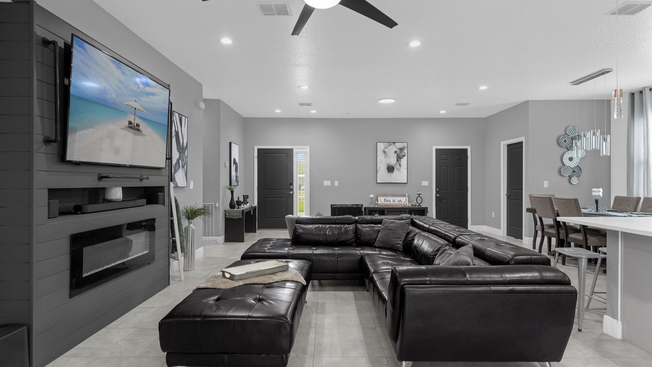 Photo of Livingroom in Holopaw