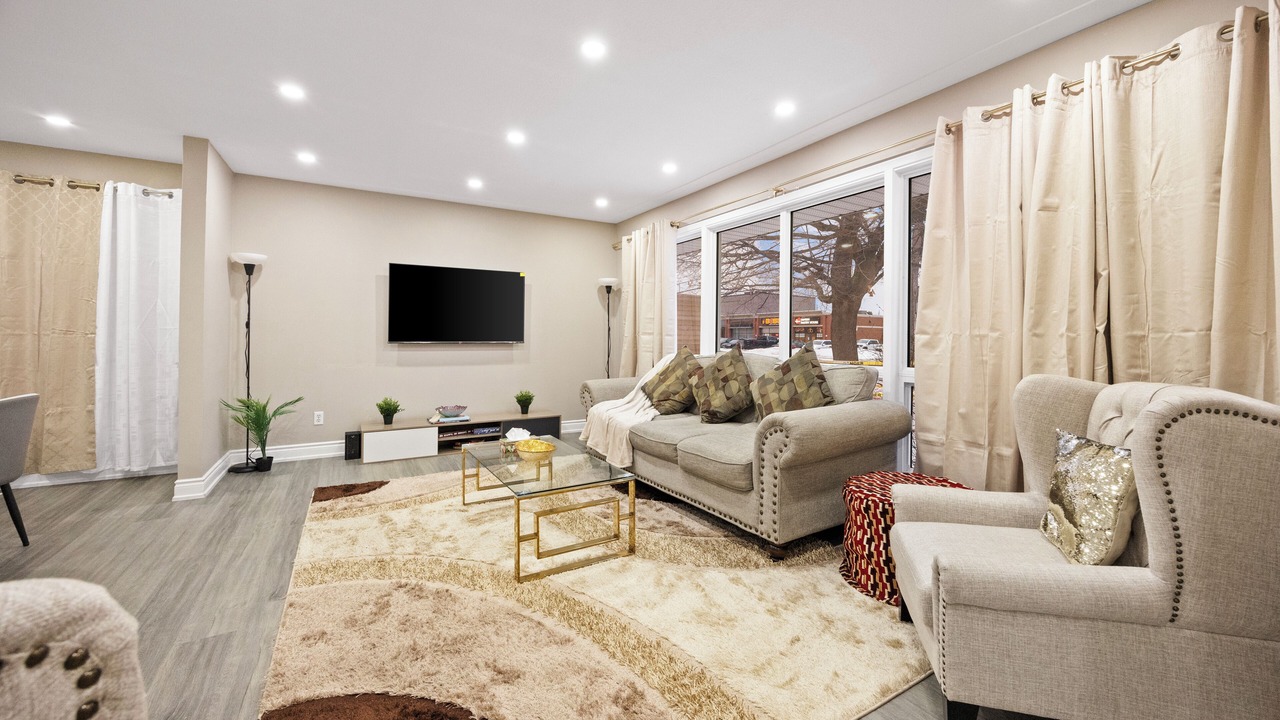 Photo of Livingroom in Burlington