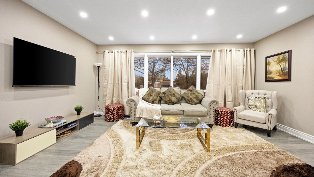 Photo of Livingroom in Burlington