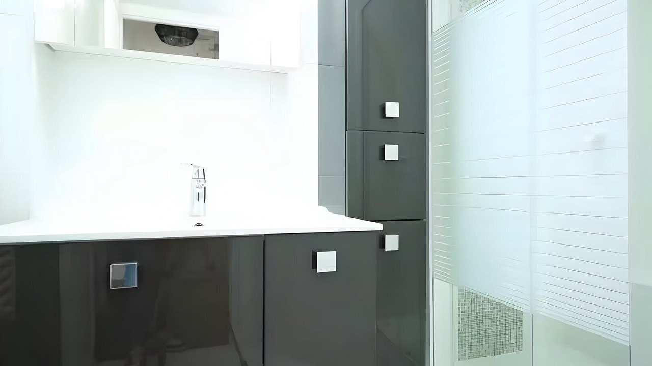 Photo of Bathroom in Quartier du Gros-Caillou