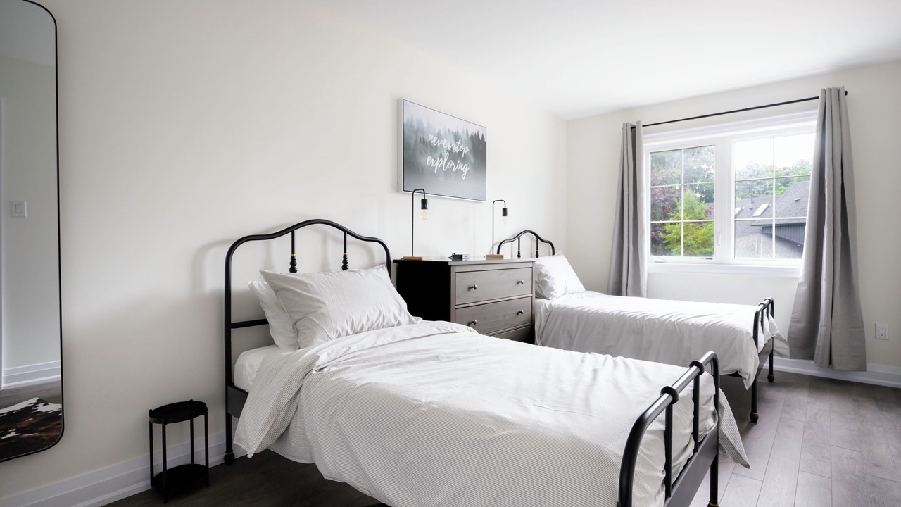 Photo of Bedroom in Shelburne