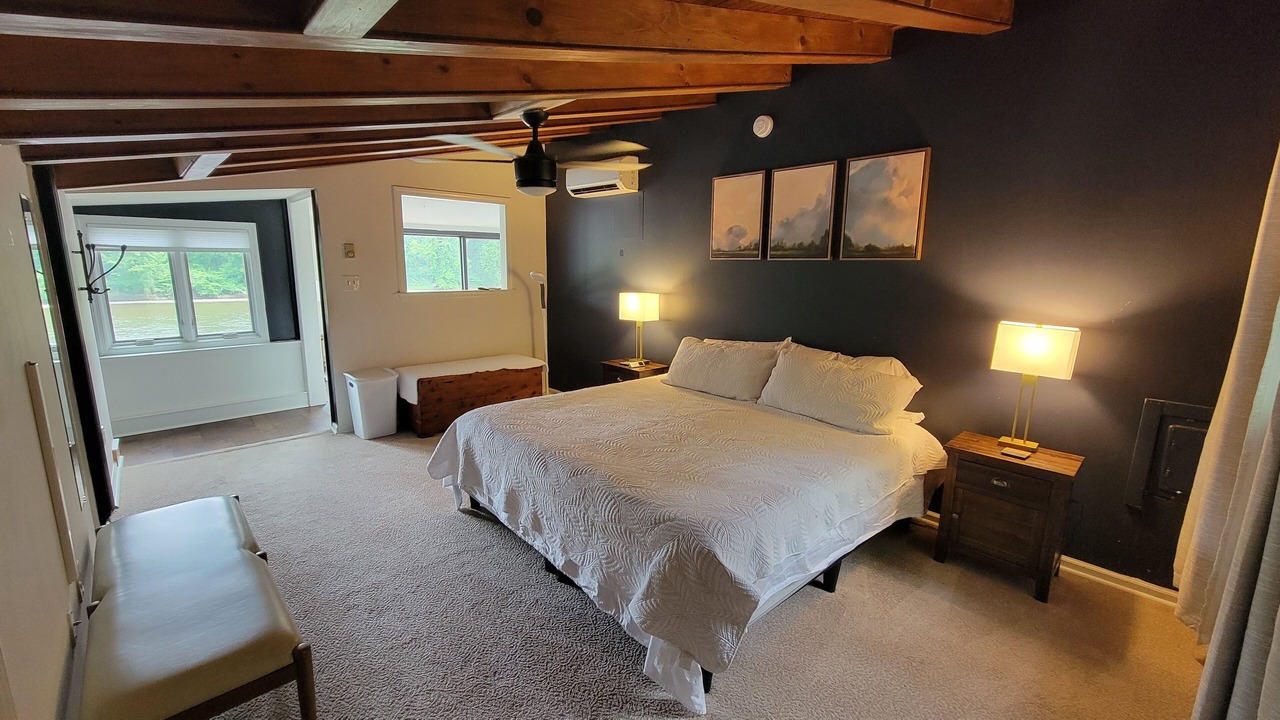 Photo of Bedroom in Baptistown