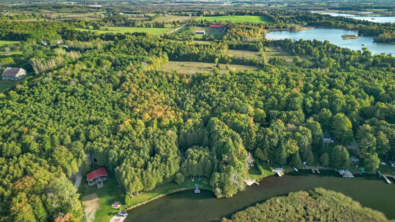 Photo of Outdoor in Grey Highlands