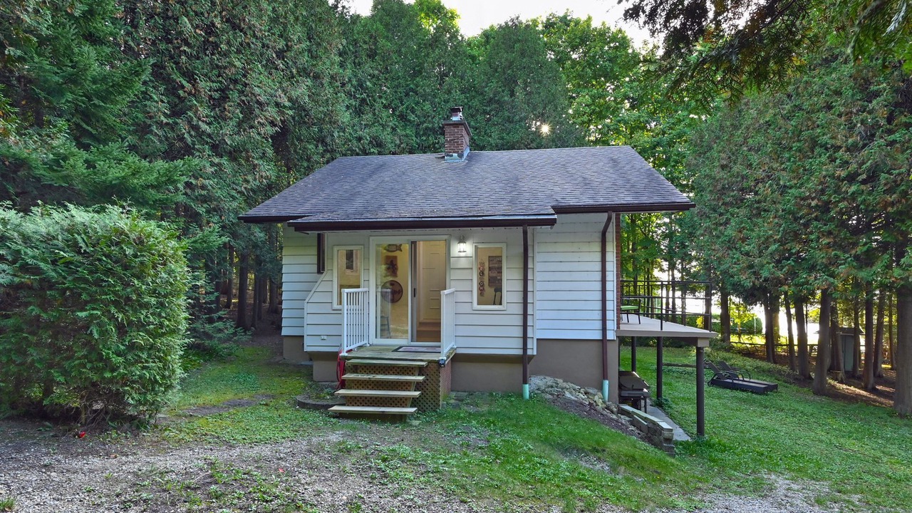 Photo of Outdoor in Grey Highlands