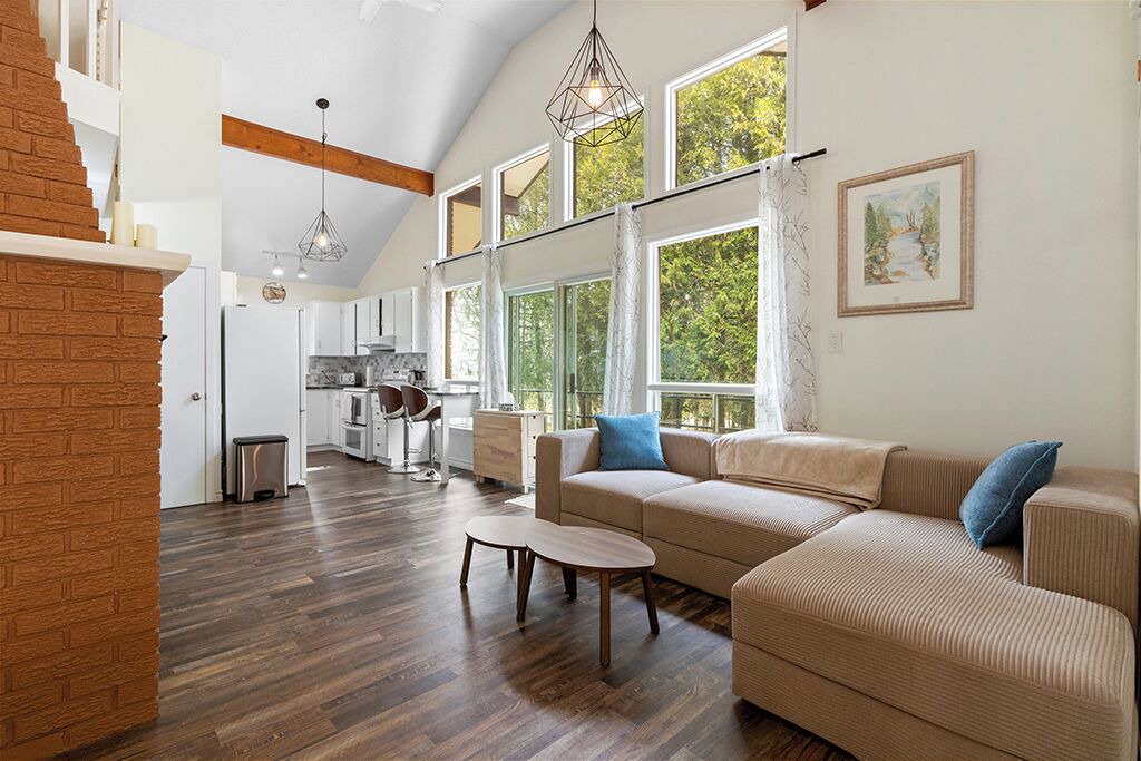 Photo of Livingroom in Grey Highlands