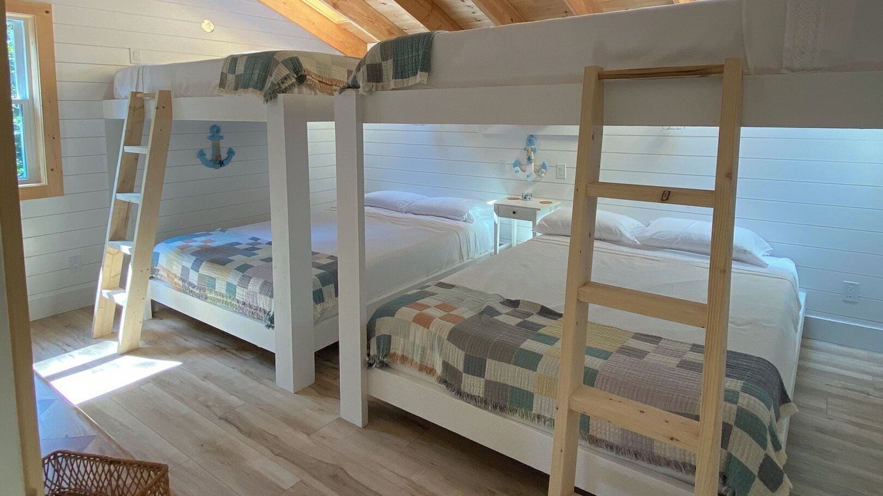 Photo of Bedroom in Whitestone
