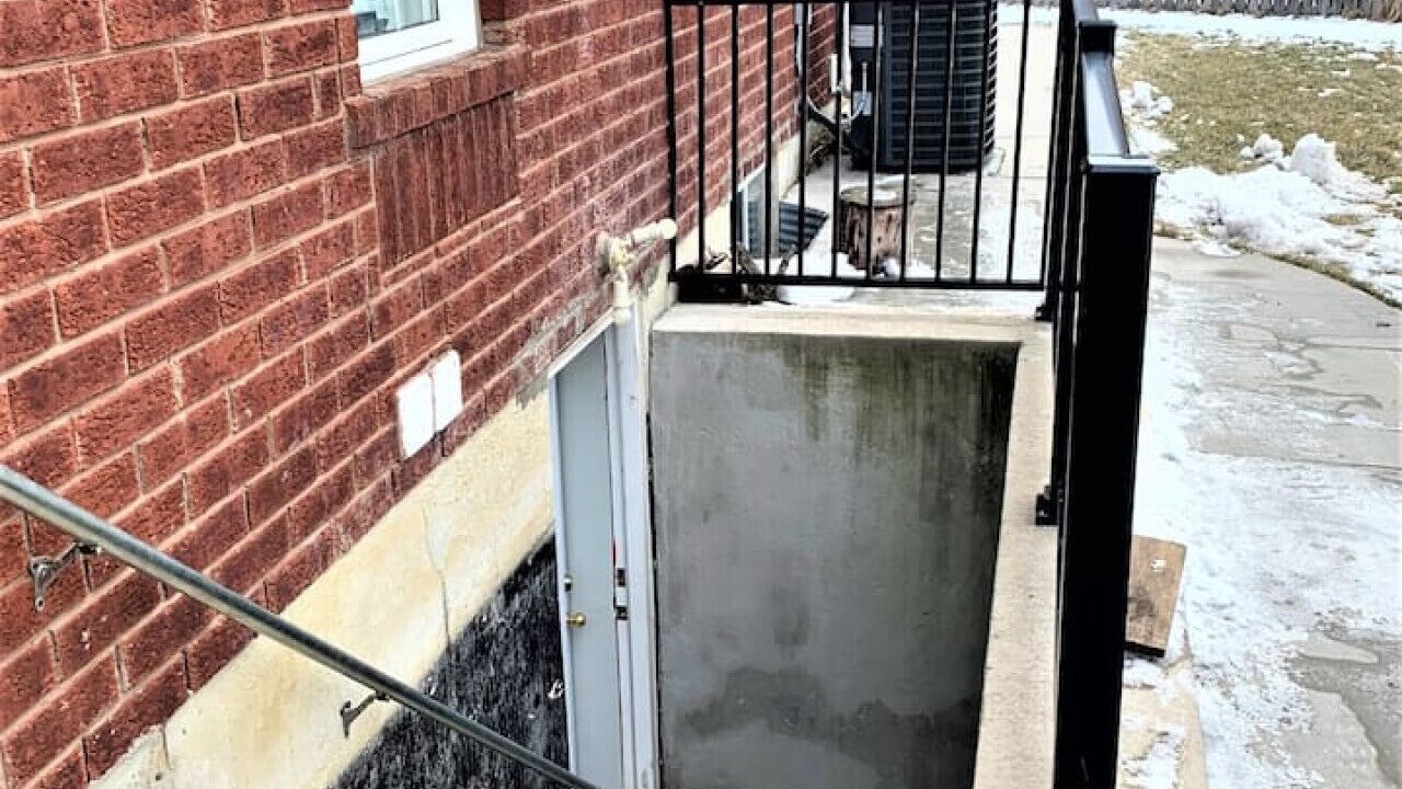 Photo of Outdoor in Hurontario