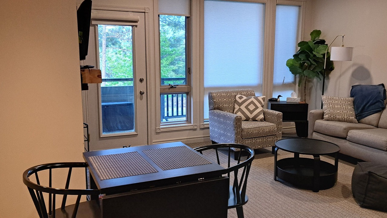 Photo of Livingroom in Huntsville