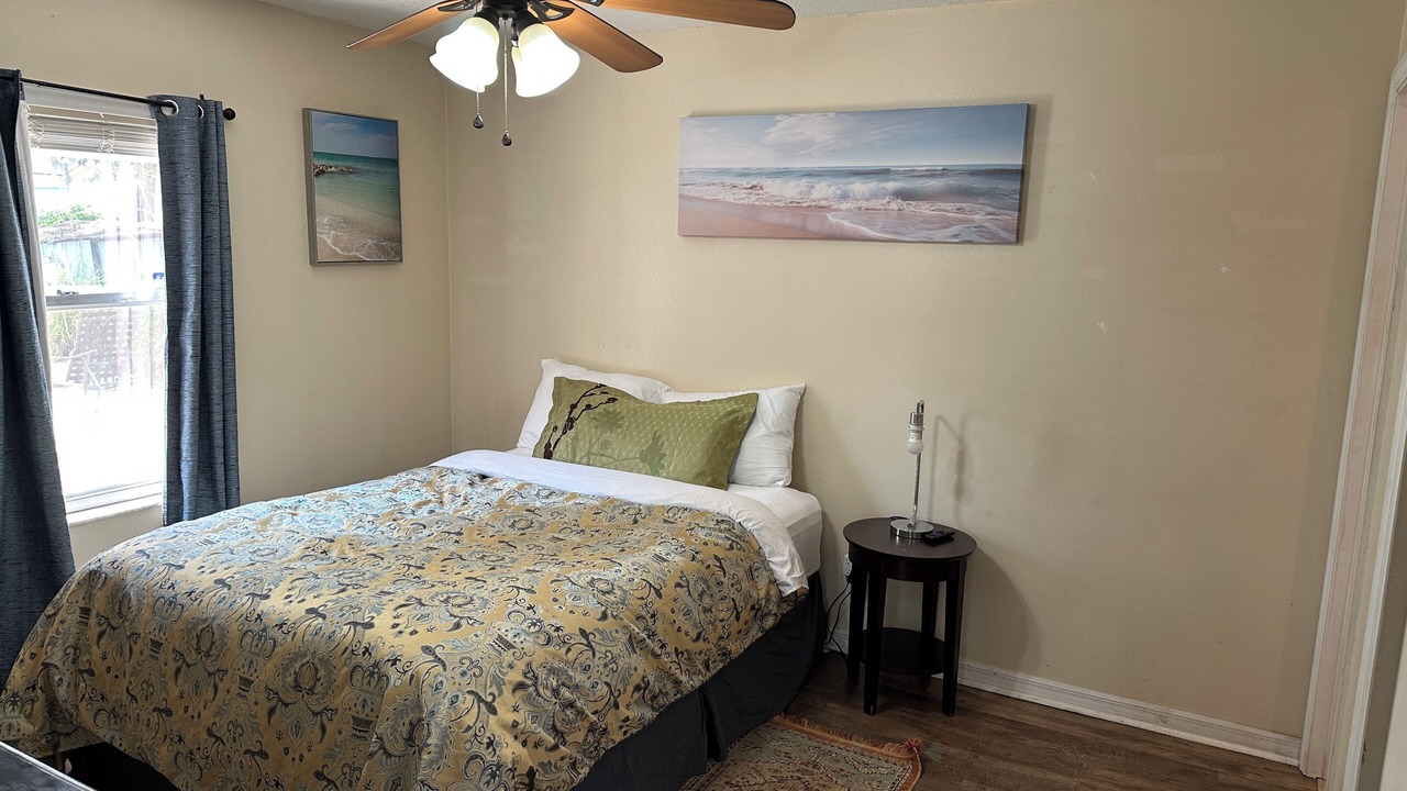 Photo of Bedroom in Orlovista