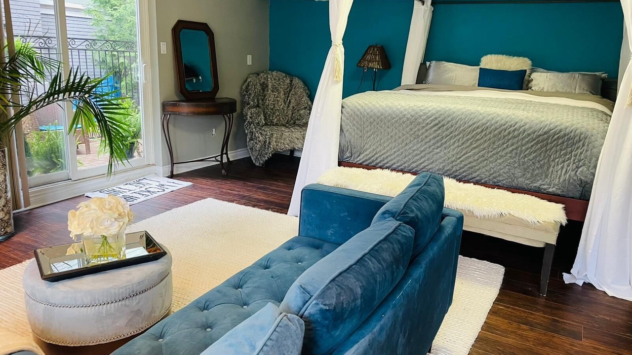 Photo of Bedroom in Oakville