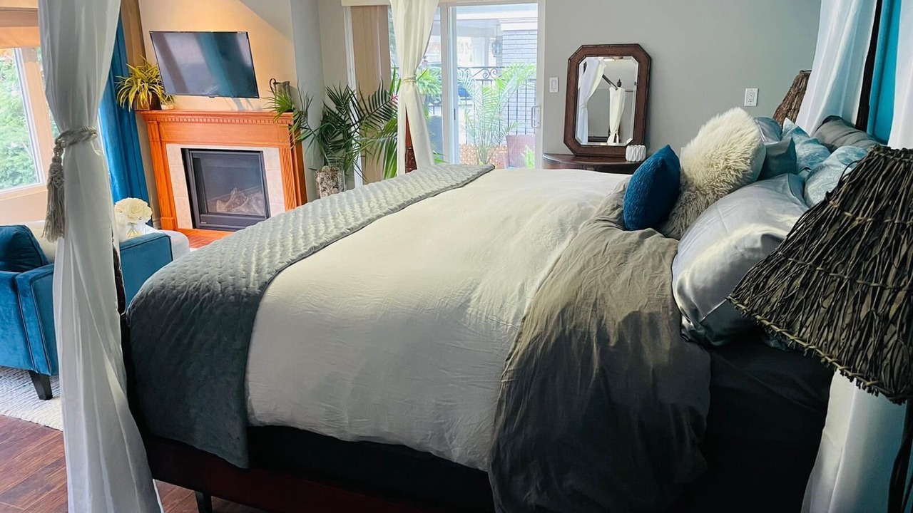 Photo of Bedroom in Oakville