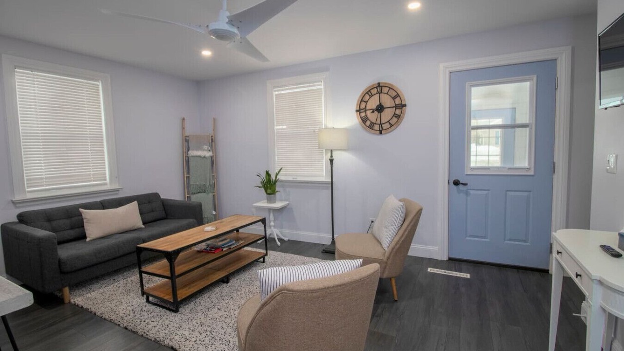 Photo of Livingroom in Midland