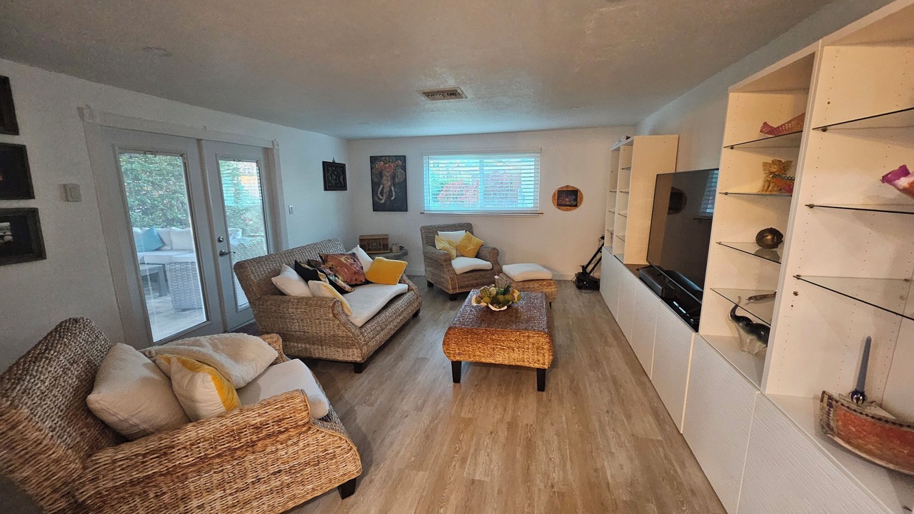 Photo of Livingroom in Central Naples