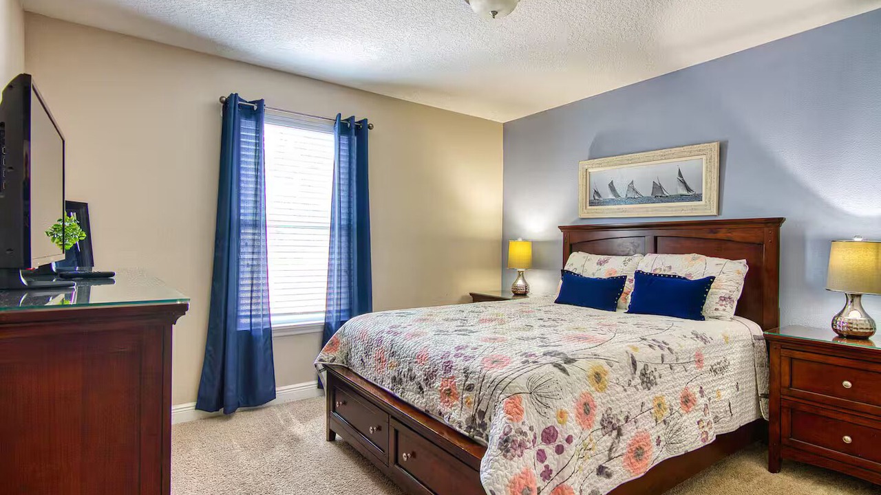 Photo of Bedroom in Sunridge Woods