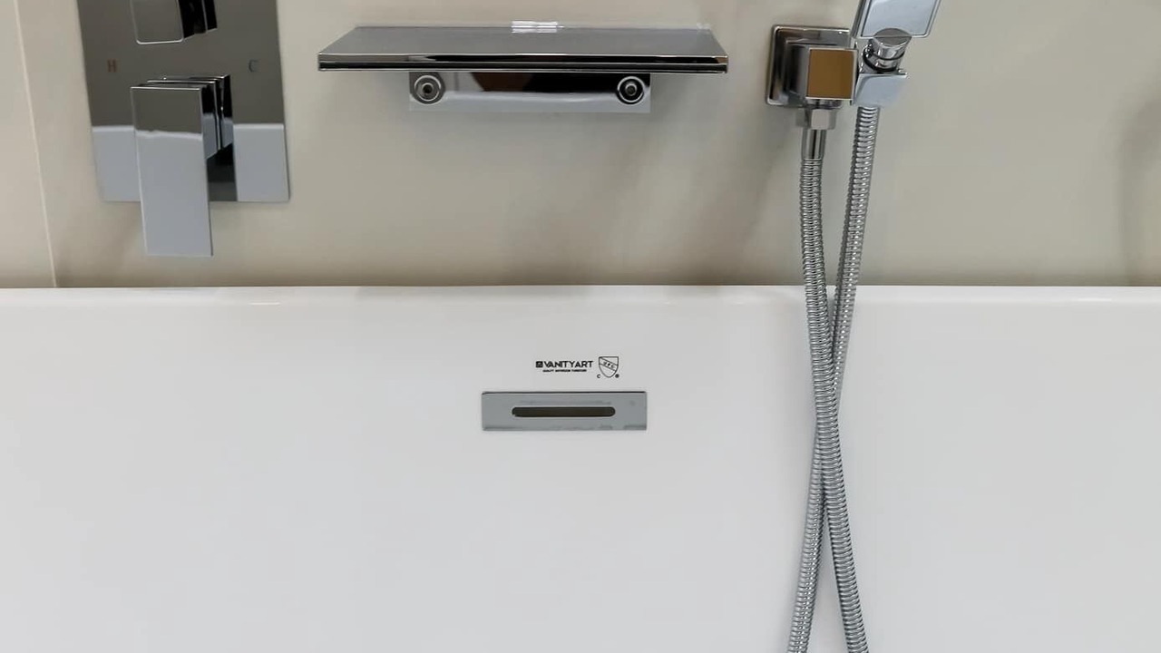 Photo of Bathroom in Lake Davenport Estates