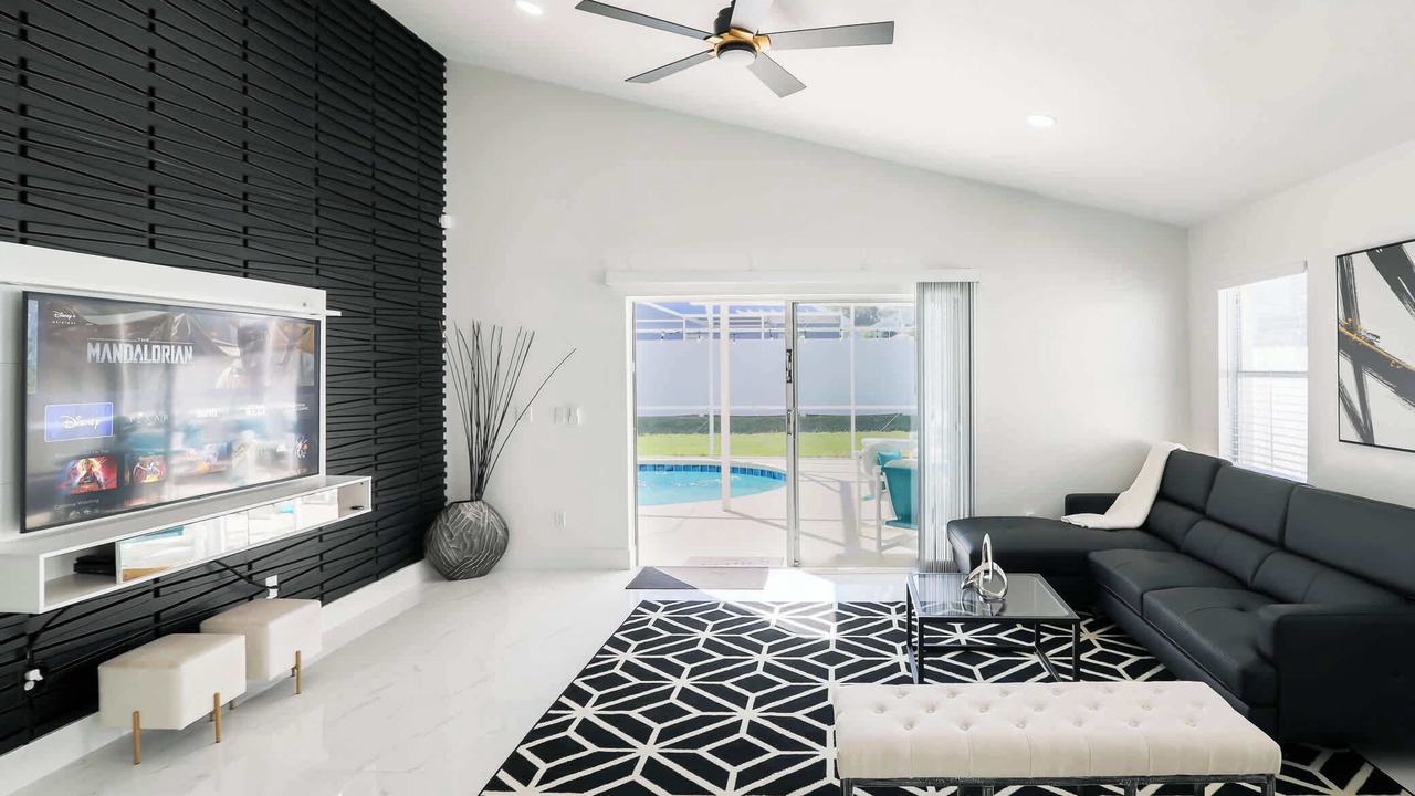 Photo of Outdoor in Lake Davenport Estates
