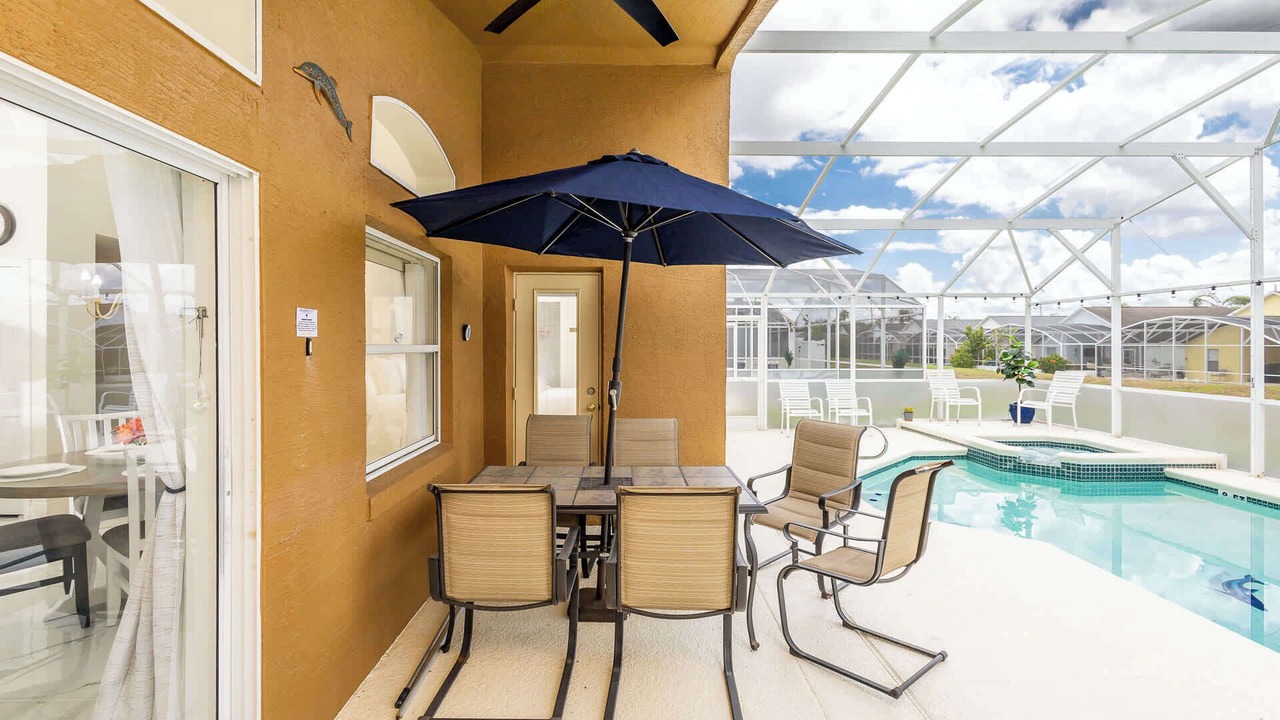 Photo of Outdoor in Westbury