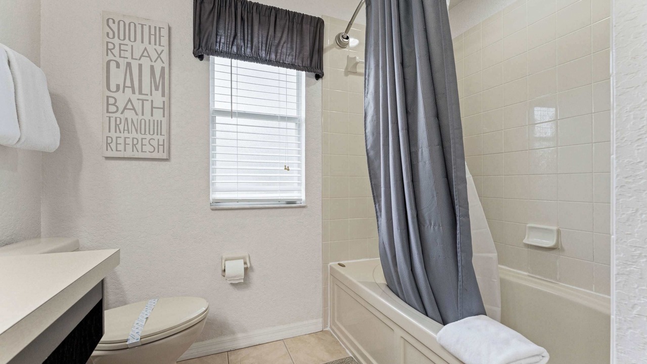 Photo of Bathroom in Regal Palms