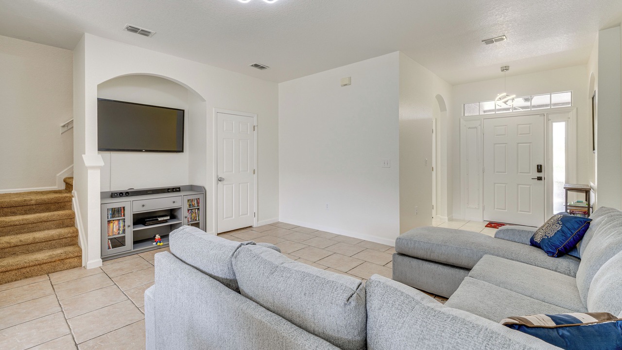 Photo of Livingroom in Trafalgar Village