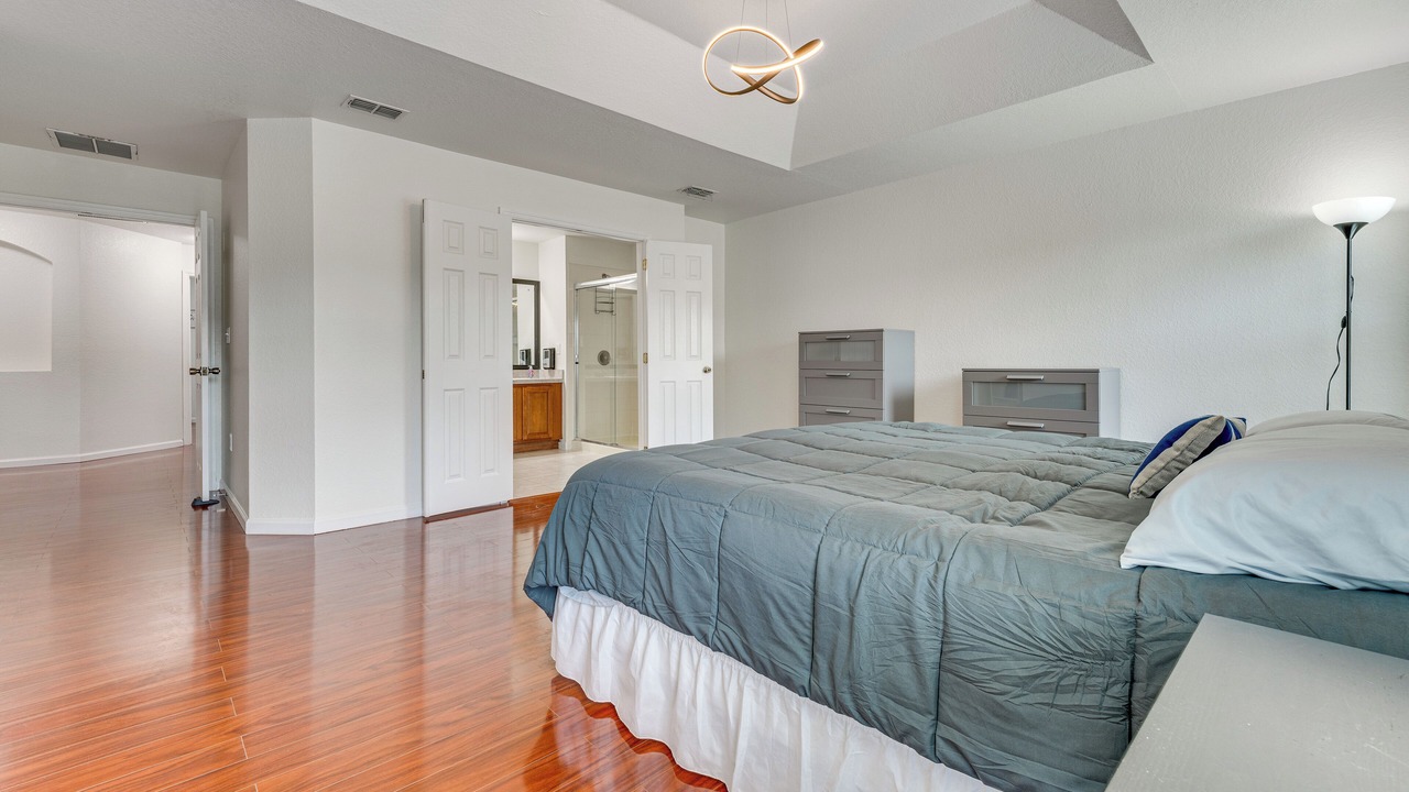 Photo of Bedroom in Trafalgar Village