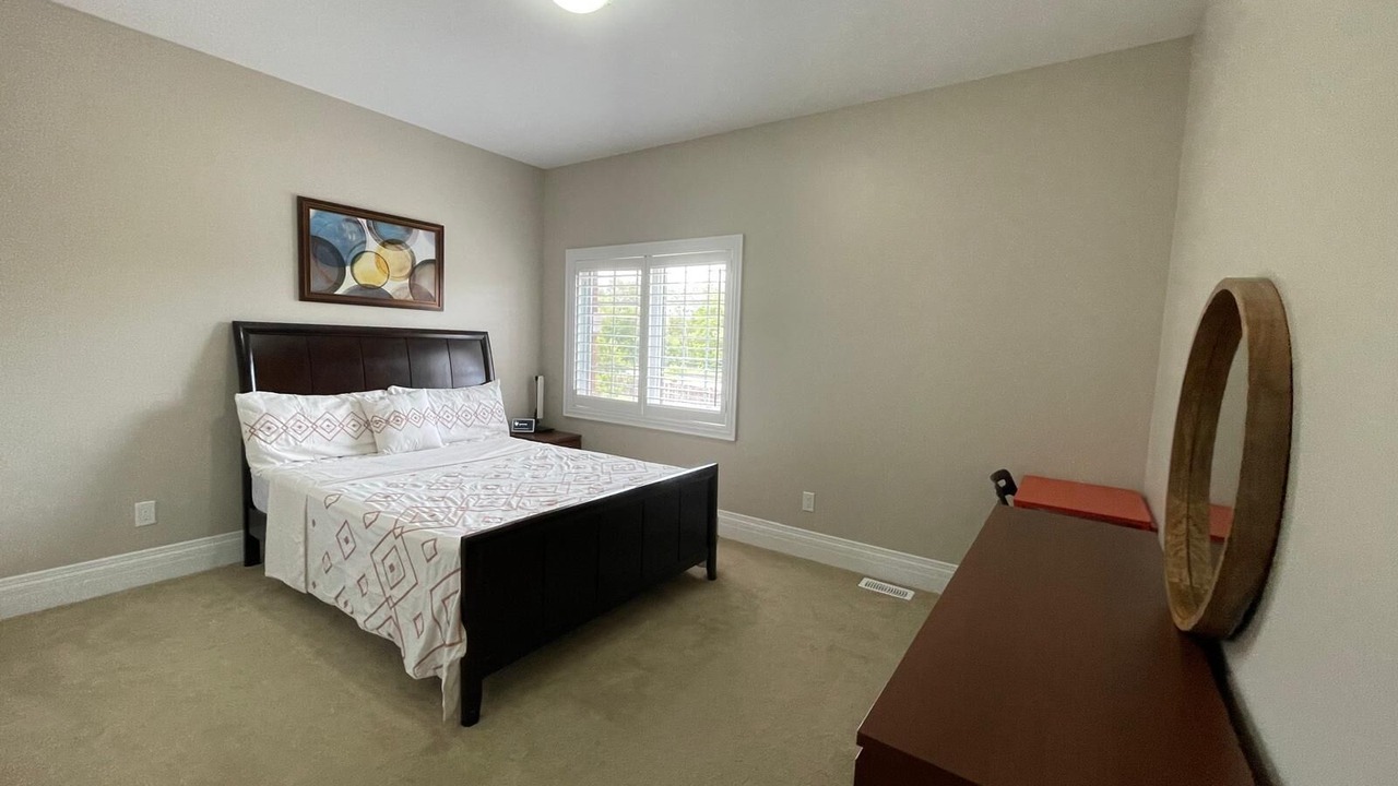 Photo of Bedroom in Richmond Hill