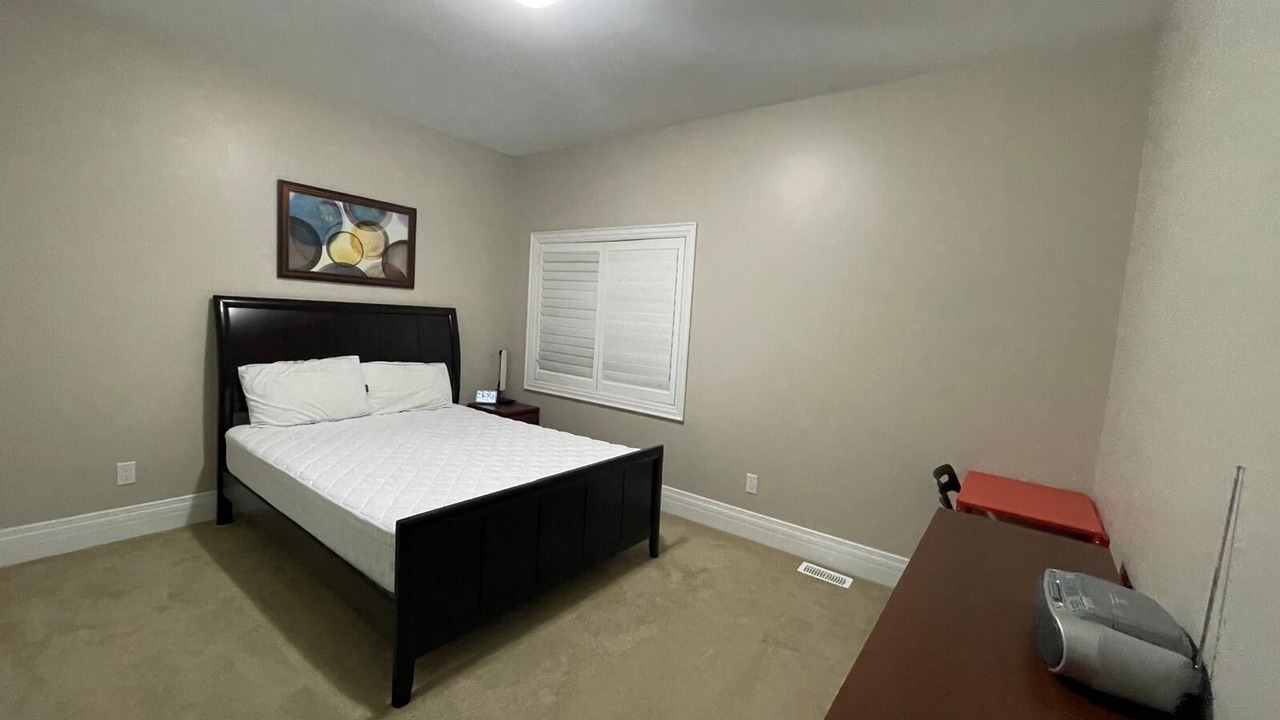 Photo of Bedroom in Richmond Hill