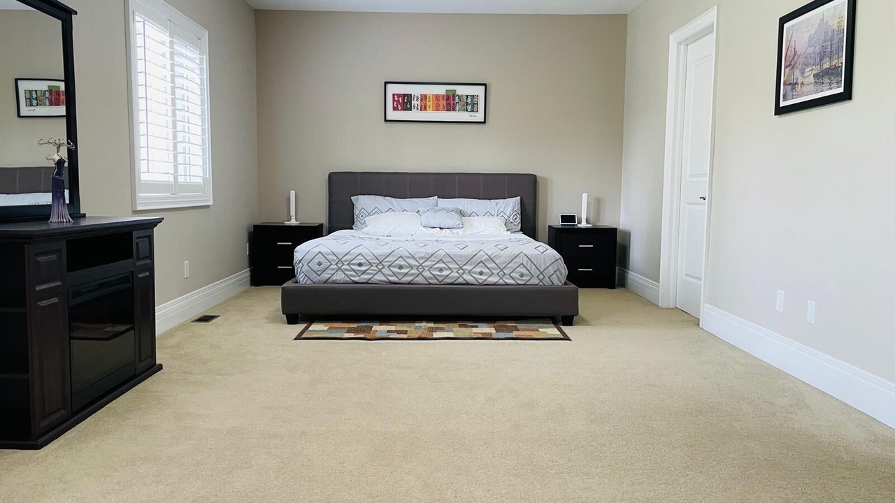 Photo of Bedroom in Richmond Hill