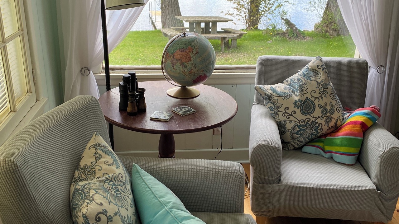 Photo of Livingroom in Waupoos